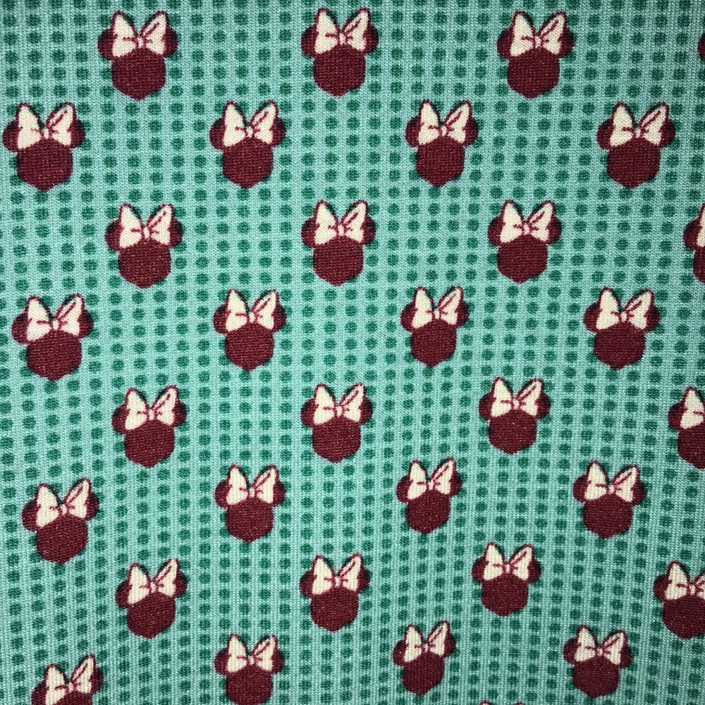 ✅LulaRoe Minnie Mouse Classic Tee - Picture 2 of 6